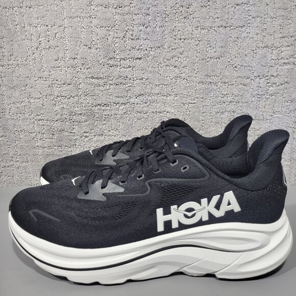 Hoka One One Clifton 10 Men's Size US 12D Black White Athletic Running Sneakers. - Picture 1 of 14